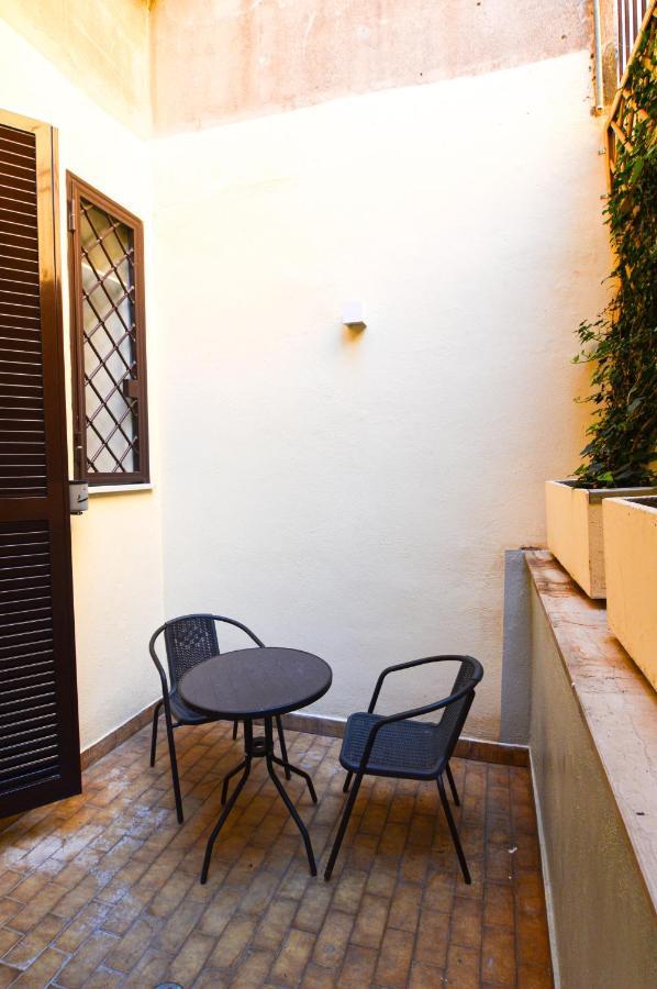 Flatinrome Trastevere Rooms Zewnętrze zdjęcie